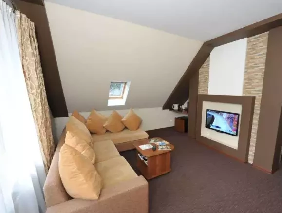 Гранд Люкс. Гостиничный комплекс «NASTUP». Домбай-гостиницы