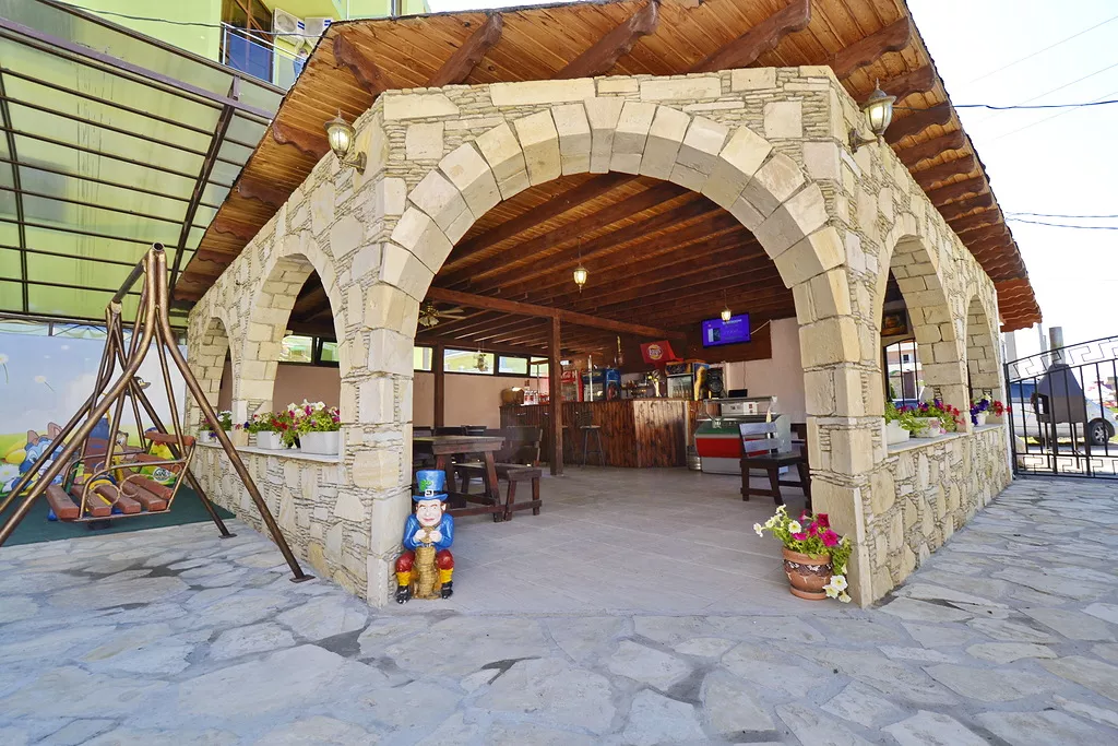 . Отель “ЯНАКИС”. Витязево