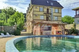 . Отель "Гостеев на Ореховой"       . Джубга