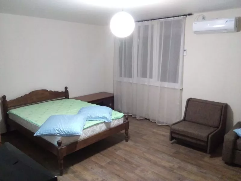 . Гостевой дом "VineHouse". Вишневка