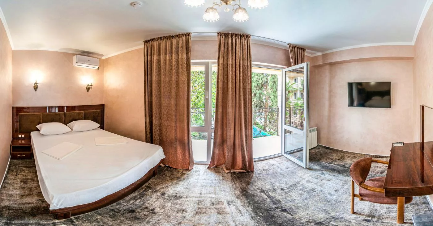 . Отель "Оскар" ★★★★  . Лазаревское