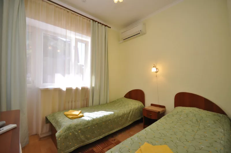 Номер двухместный стандартный. Гостевой дом "Арго". Севастополь