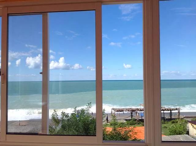 . Гостевой дом «0 метров до моря». Гагра