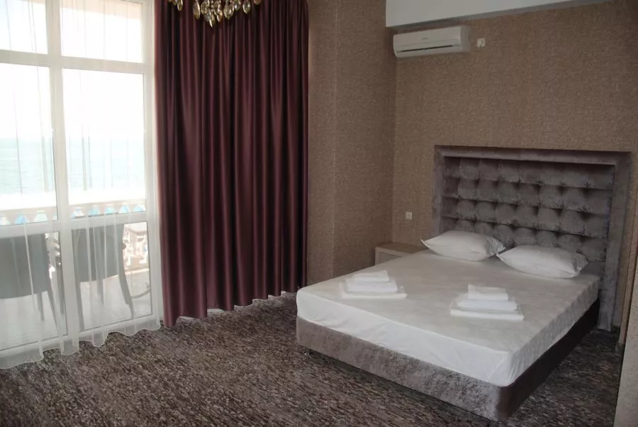 4-Х МЕСТНЫЙ С ВИДОМ НА МОРЕ. Отель КАВКАЗ. Гостиницы и отели Лазаревского