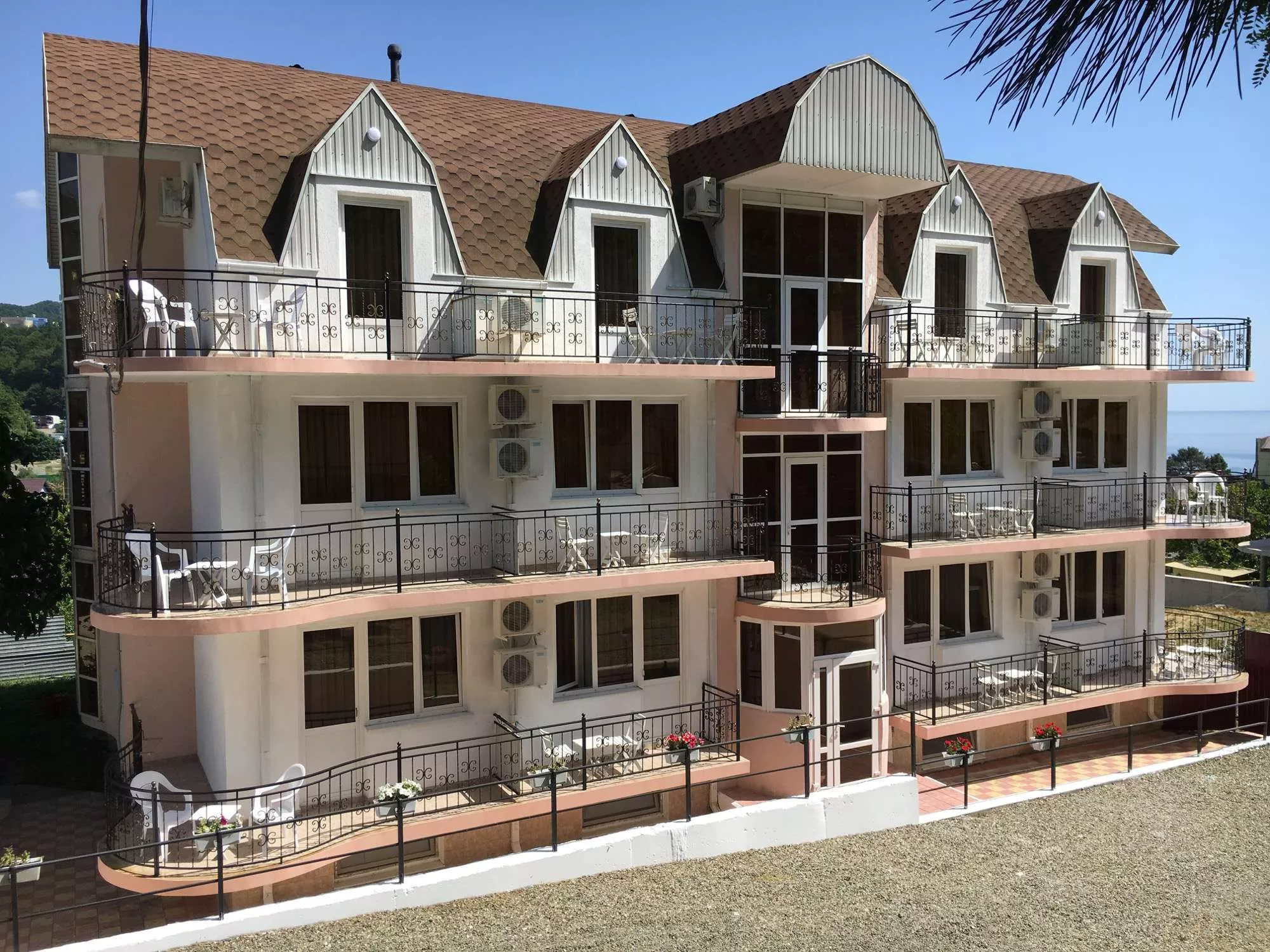 . Гостевой дом "Новая Купавна" в Небуге. Небуг