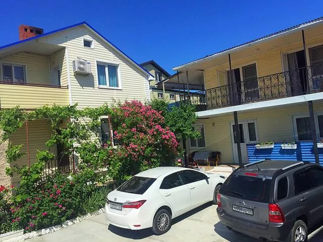 . Частный сектор СЕМЕЙНЫЙ ДВОРИК. Джубга