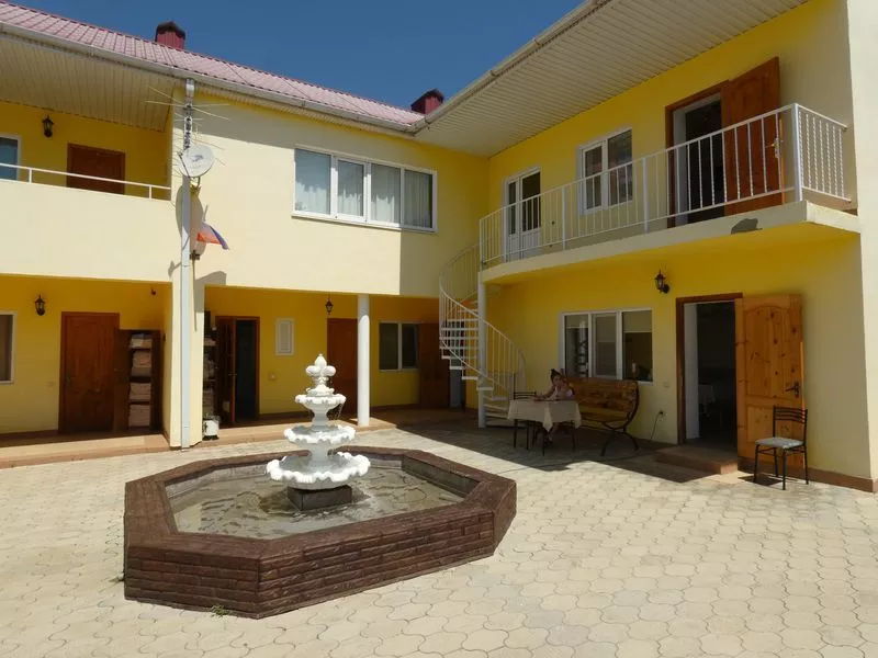 Частный сектор НА ЧЕРНОМОРСКОЙ 72