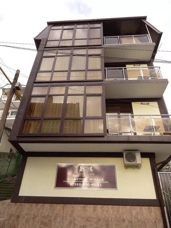 . Гостиница "Ширак". Лазаревское