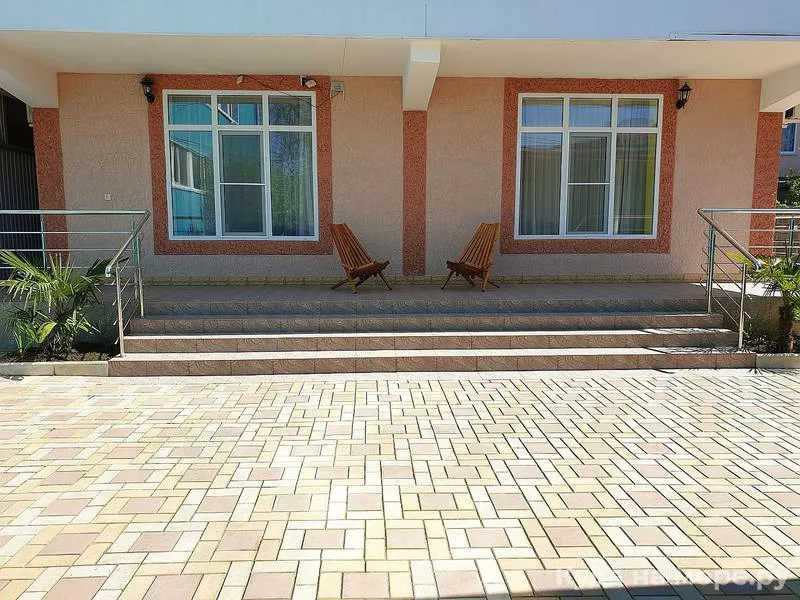 . Гостевой дом "Атлантида". Вардане