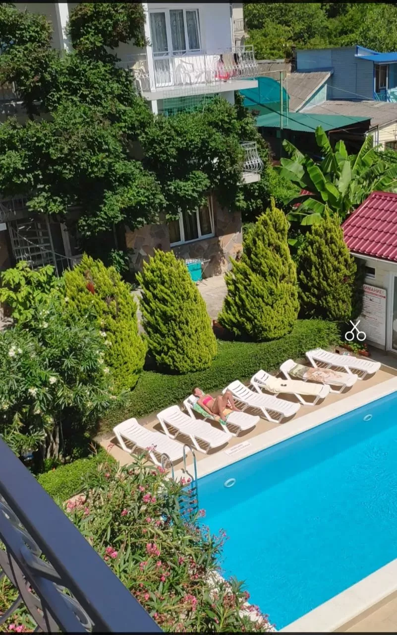 . Гостевой дом "У Александра". Лазаревское