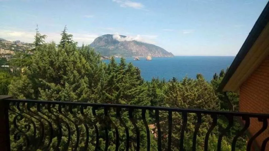 . База отдыха "Молодежная". Гурзуф