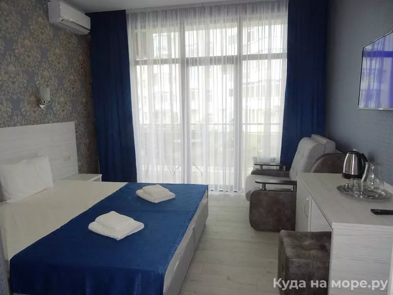 2-местный номер с балконом. Отель "Слон". Лазаревское 2-местный номер с балконом. Отель "Слон". Лазаревское