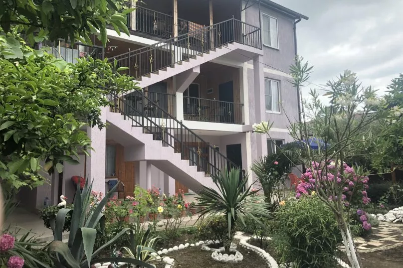 . Гостевой дом Олеандр. Гагра