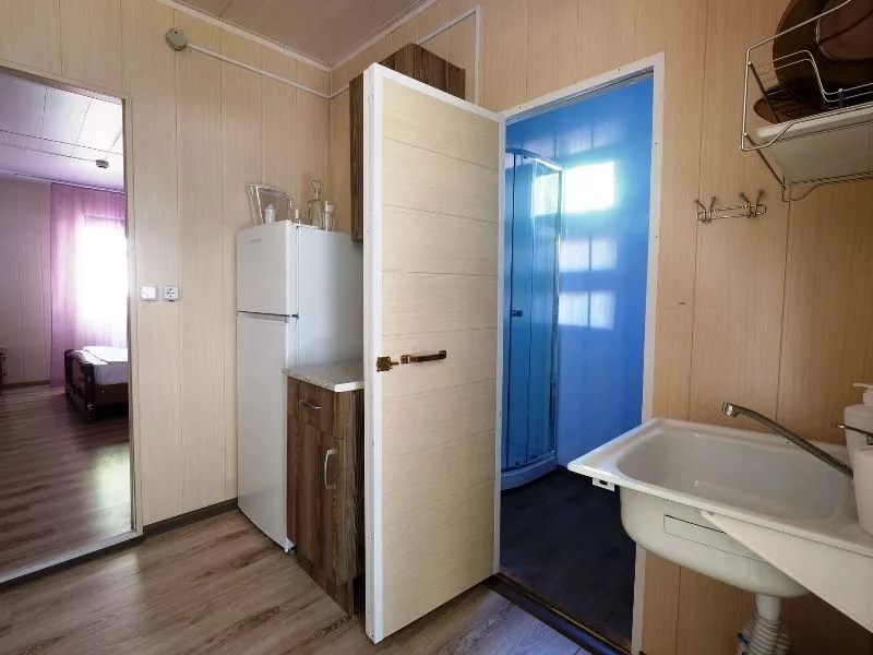 . База отдыха  «Дельфин». Бухта Инал