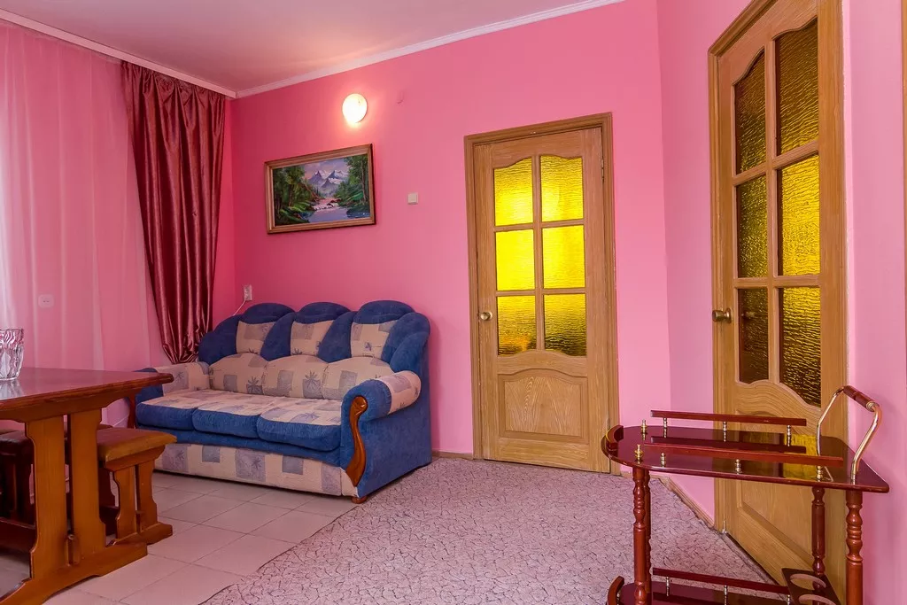 4-х мест., 3-х комнатный с кухней. Гостиница Приазовочка. Ейск