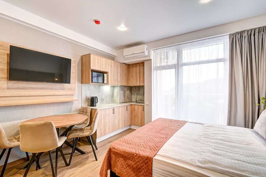 Двухместный номер Стандарт с доп местом и террасой. Отель Аурия Морето. Лоо