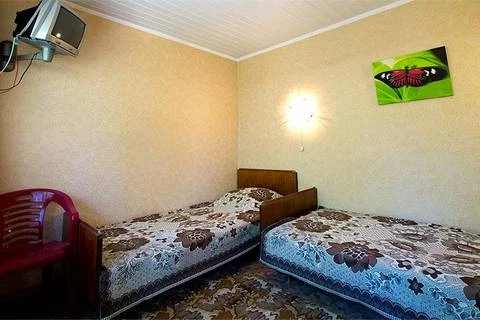 2-х местный номер Эконом. Гостевой дом "Паутинка". Севастополь 2-х местный номер Эконом. Гостевой дом "Паутинка". Севастополь