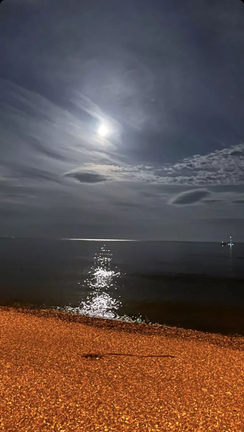 . Гостевой комплекс Шезлонг . Гудаута