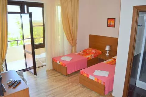 2-х местный «Стандарт» с видом на горы. Отель «Вилла АкваВита». Алупка