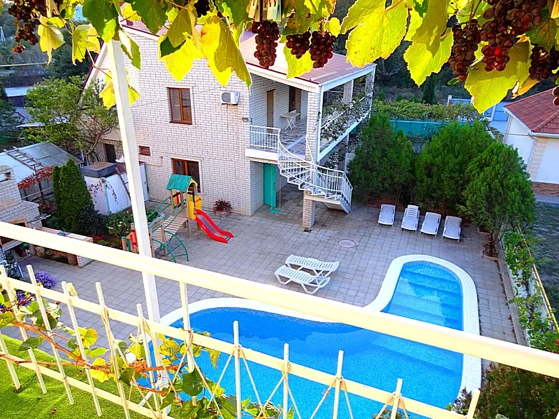 . Гостевой дом "Дача Виноградарь 5/123" . Голубая бухта