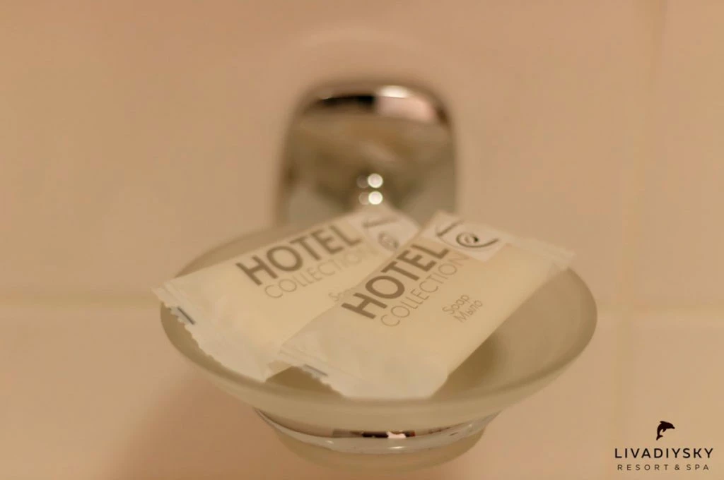 Полулюкс. Арт-отель «Азор». Ливадия