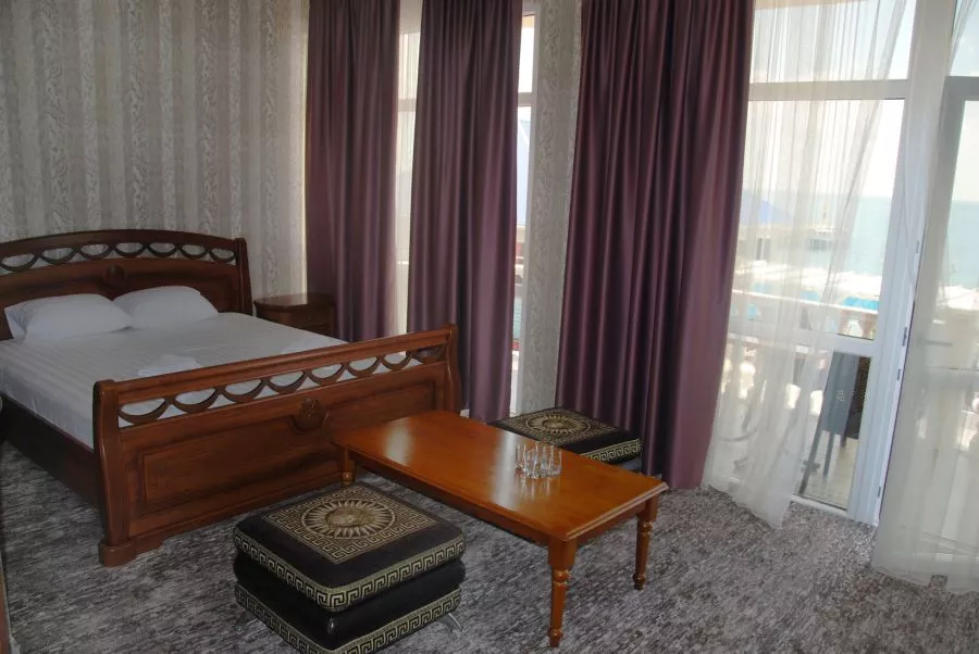 2-Х МЕСТНЫЙ С ВИДОМ НА МОРЕ. Отель КАВКАЗ. Гостиницы и отели Лазаревского