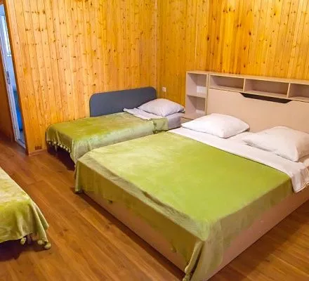 . Частный сектор "У Артема". Пицунда