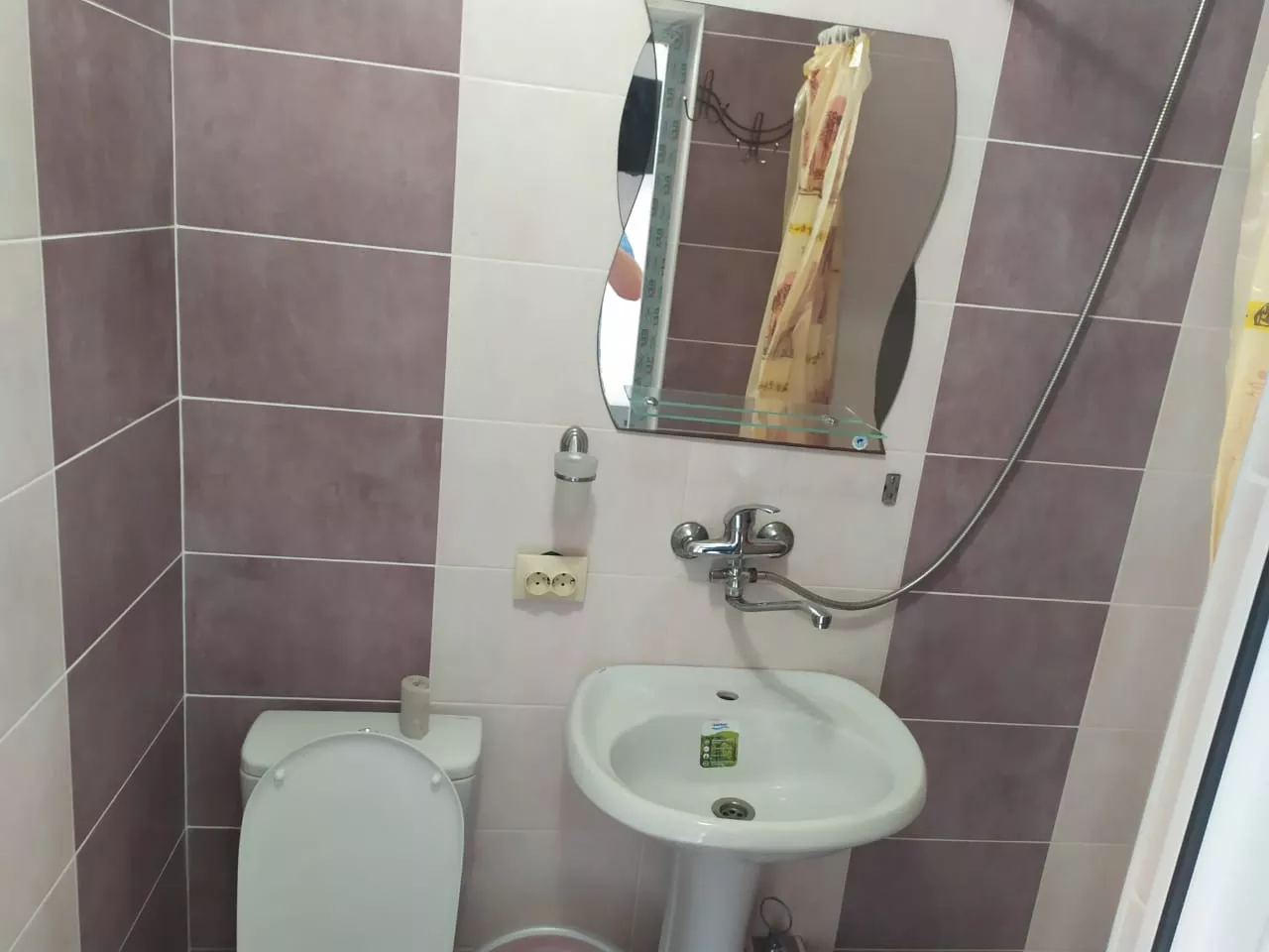 . Гостевой дом на Комарова 17. Витязево