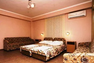 Стандарт. Гостевой дом "У СОЛОВЬЯ" . Малореченское