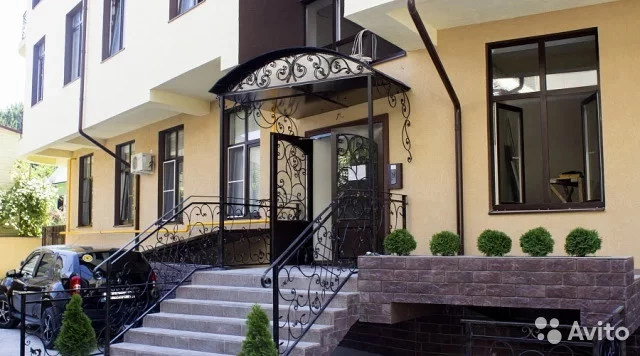 . Квартира в многоквартирном доме Демократическая 34А. Адлер