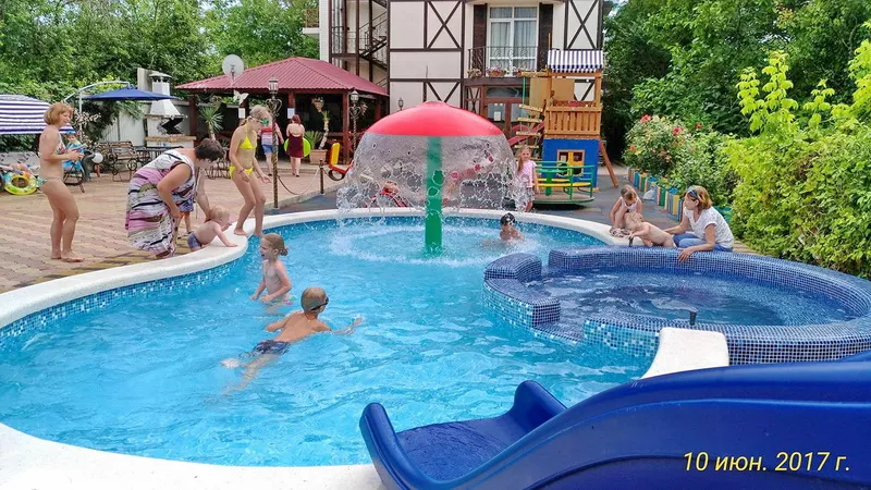 . Гостиница H2O. Геленджик