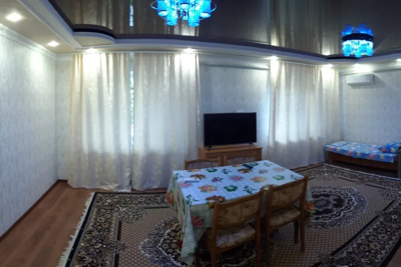 Трехкомнатный номер (дом). Гостевой дом "Алчак Кая". Судак