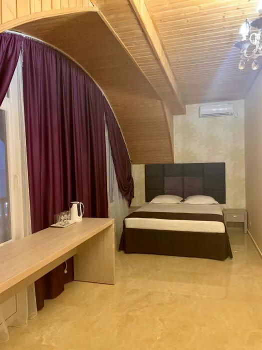 5-ТИ МЕСТНЫЙ С БАЛКОНОМ. Отель КАВКАЗ. Гостиницы и отели Лазаревского