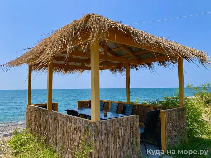 . Гостевой дом «Необитаемый остров». Головинка