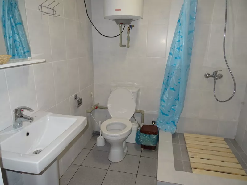 Стандарт (цокольный этаж). Гостевой дом "Золотые пески". Гудаута