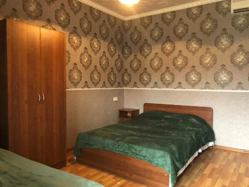 . Гостевой дом Фаворит . Сухум