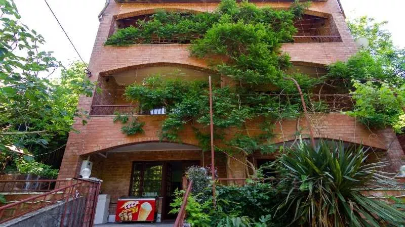 Гостевой дом "Лесная прохлада"