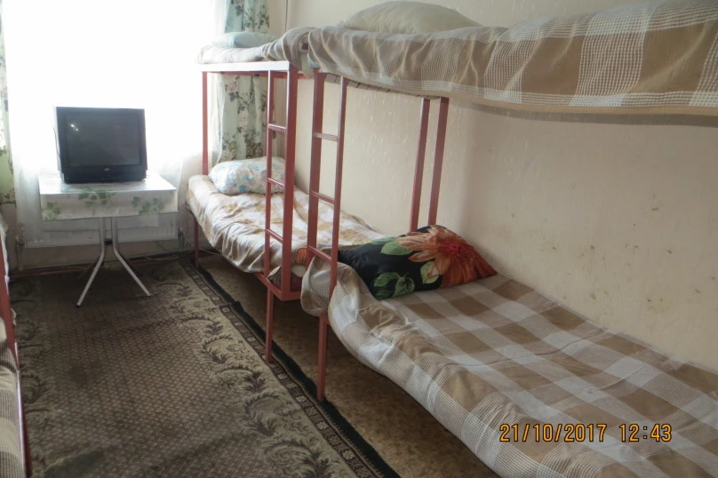 № С2. Хостел Ковчег. Ялта