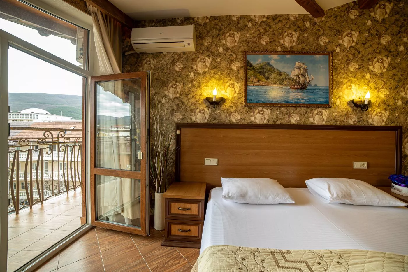 . Отель Атмосфера. Кабардинка