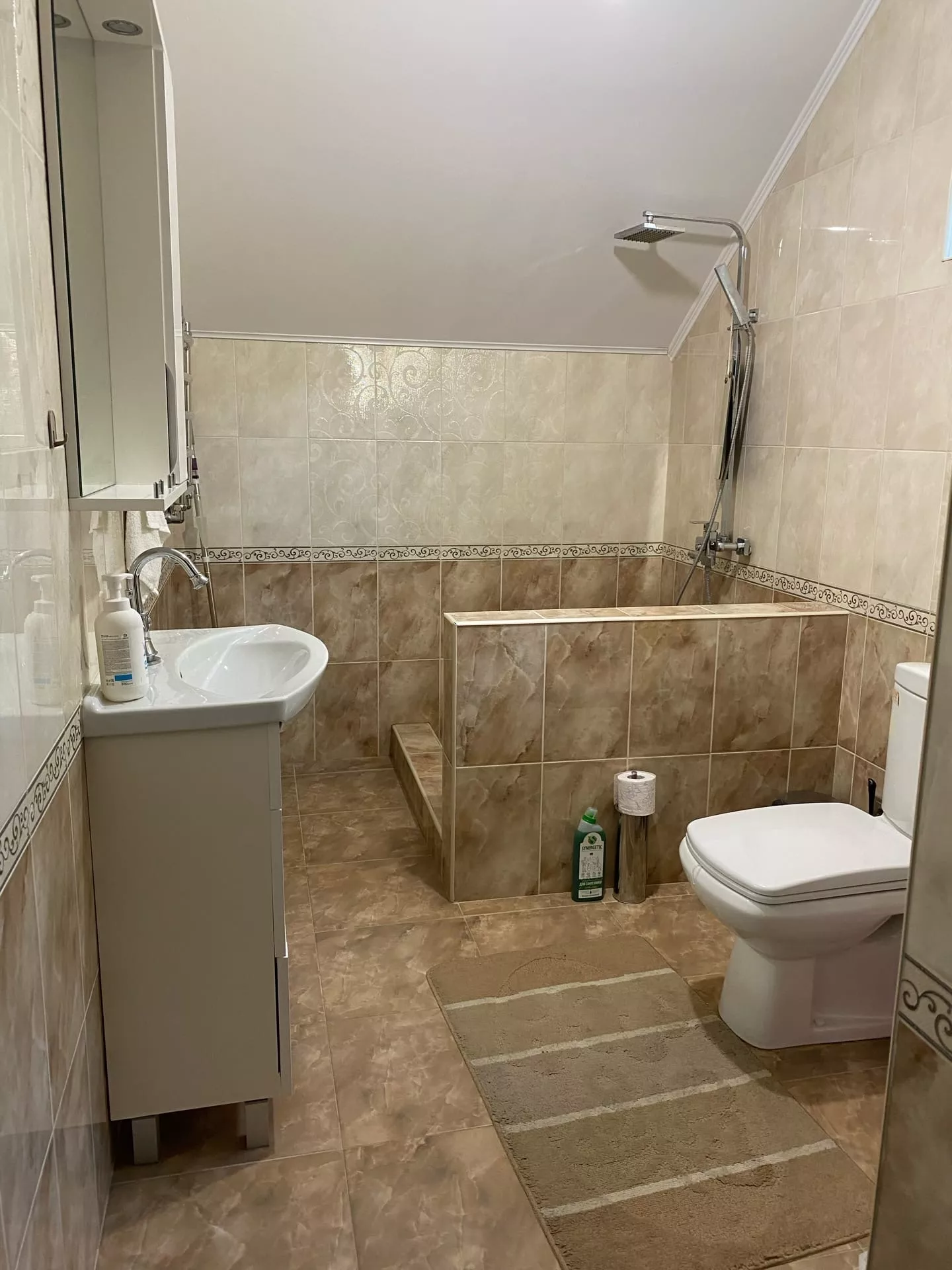 . Дом под ключ Частный дом Апартаменты на Островского. Анапа