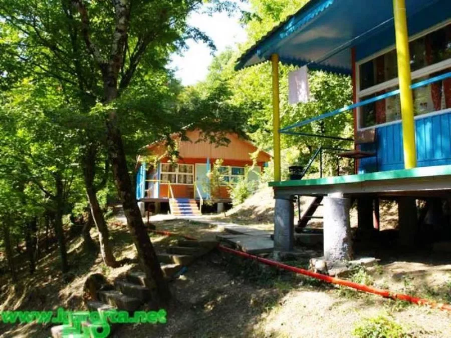 . База отдыха «Скала Парус»     . Прасковеевка