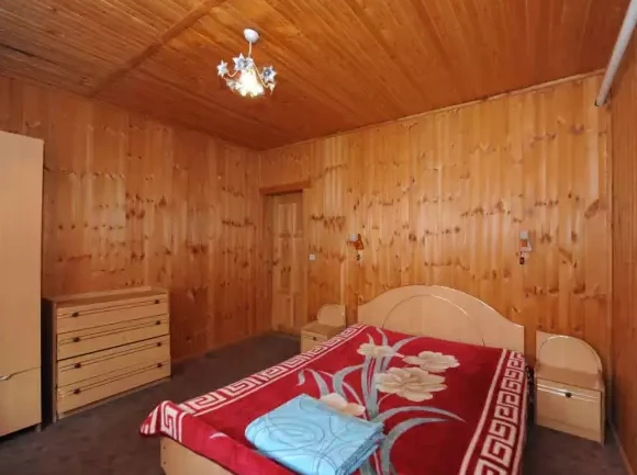 Апартаменты. 2-х этажный корпус. Гостиничный комплекс «Таулу». Домбай-гостиницы