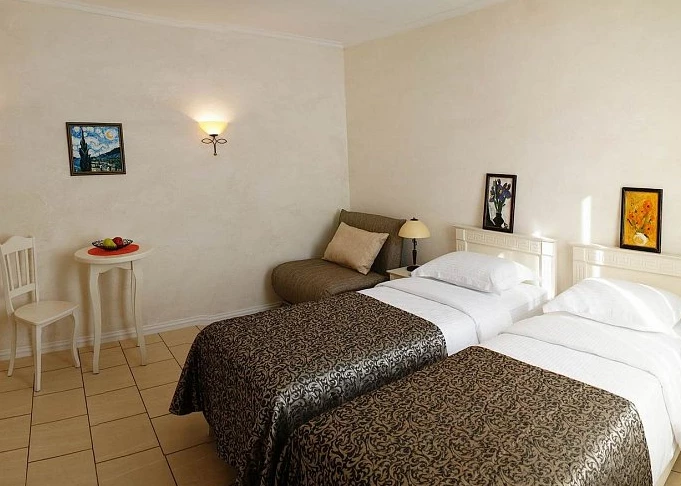 Улучшенный. Отель «Гомер». Балаклава