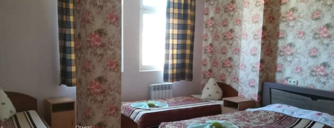 Стандарт 4-местный. Гостевой дом Горный воздух. Ялта