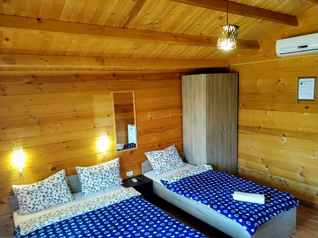 . Гостевые домики "Парадиз" в Новом Афоне рядом с морем. Новый Афон