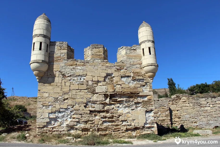 Крепость Ени-Кале. Фото взято с сайта: https://www.krym4you.com/