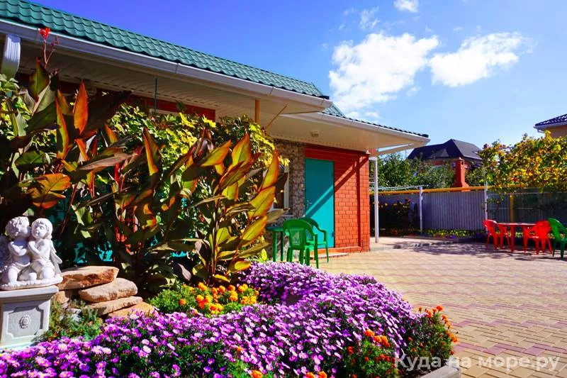 . Гостевой дом «На Николаевской 25». Ейск