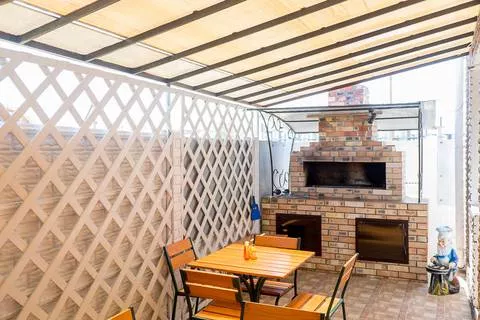 . Отель «Аквамарин». Саки