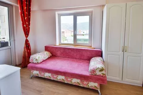 Двухкомнатный с балконом. Гостевой дом «Dynasty на Янтарной». Геленджик