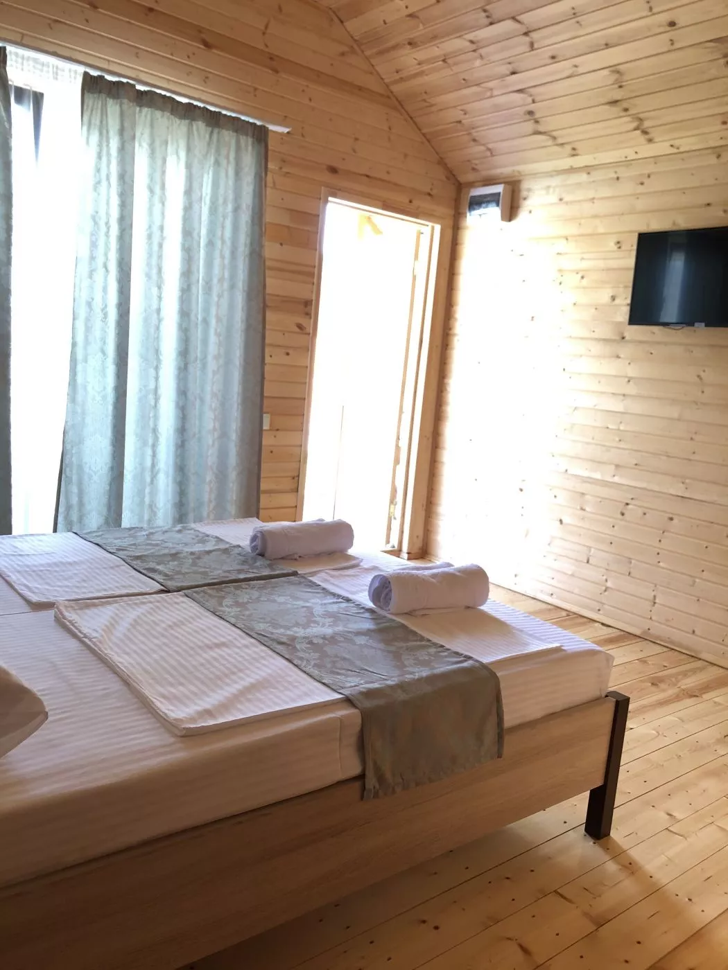 . Гостевой комплекс Шезлонг . Гудаута